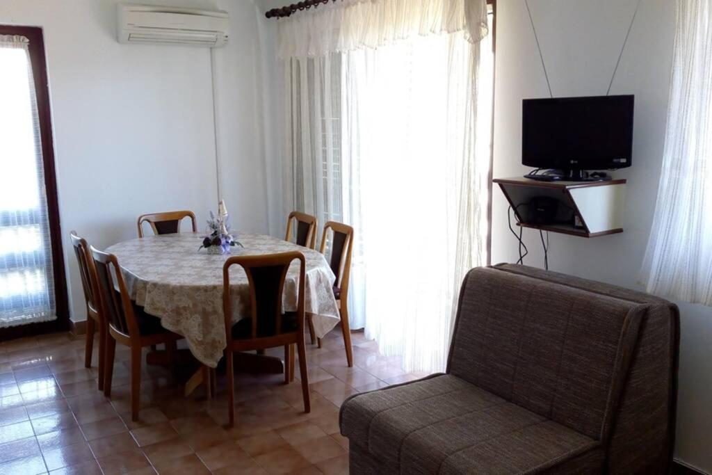 Apartment Zdenka Raša Εξωτερικό φωτογραφία